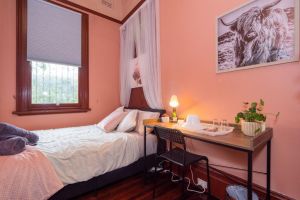 Quiet Private Room In Strathfield 3min to Train Station6 - eAccommodation